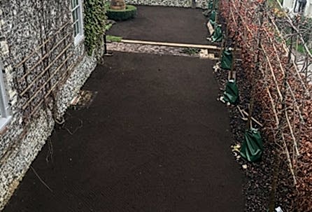 premium-topsoil-sussex-lawn-specialist
